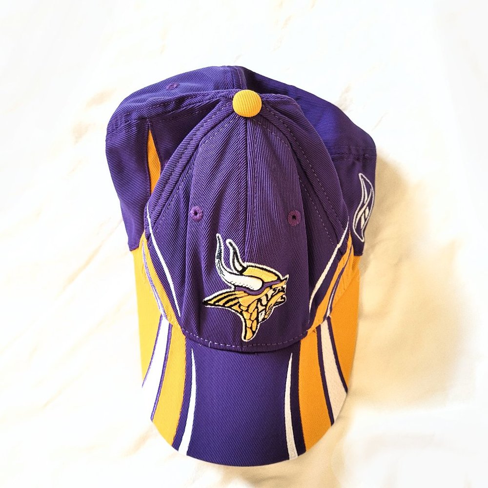 Vintage Y2K Reebok NFL Minnesota Vikings Sideline Cap